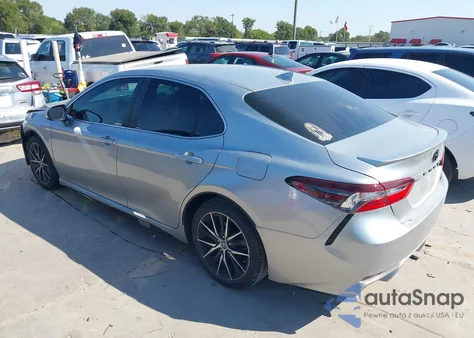 2021 Toyota Camry Se z USA, uszkodzony, nr VIN 4T1G11AK5MU553528